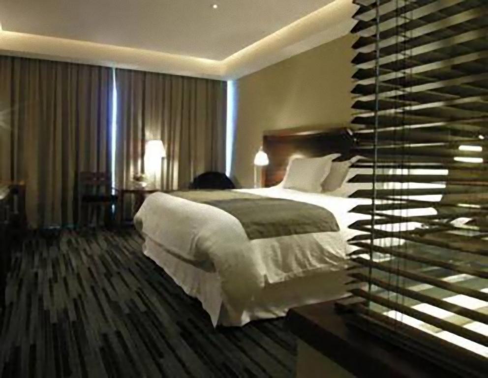 Hotel Dreams Del Estrecho Punta Arenas Exterior photo